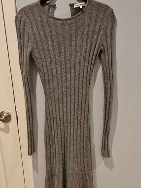 Reformation Gray Cashmere Ribbed Long Sleeve Knit Dress